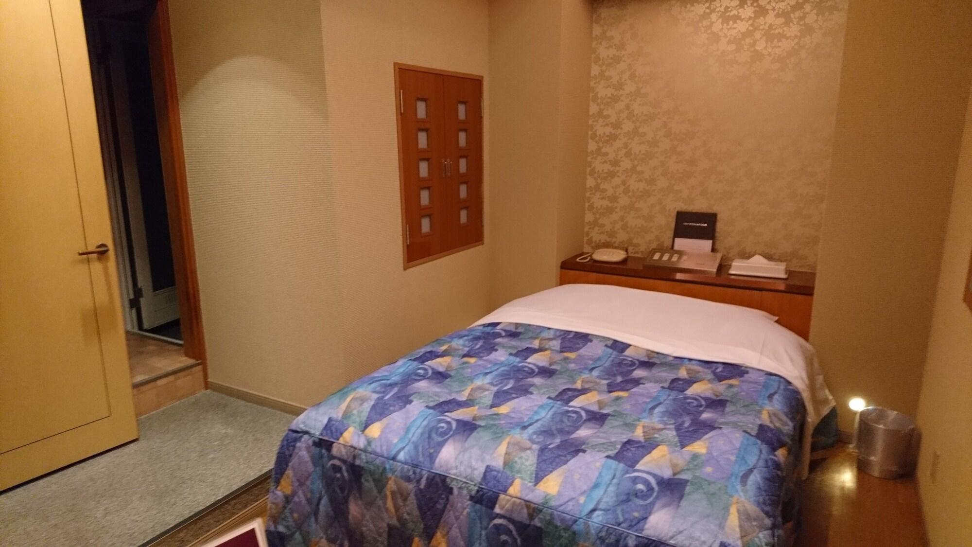 Hotel Eris Hakata (Adults Only) Fukuoka  Exteriör bild