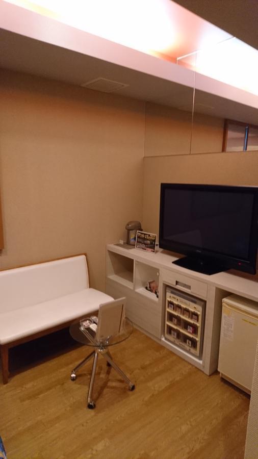 Hotel Eris Hakata (Adults Only) Fukuoka  Exteriör bild