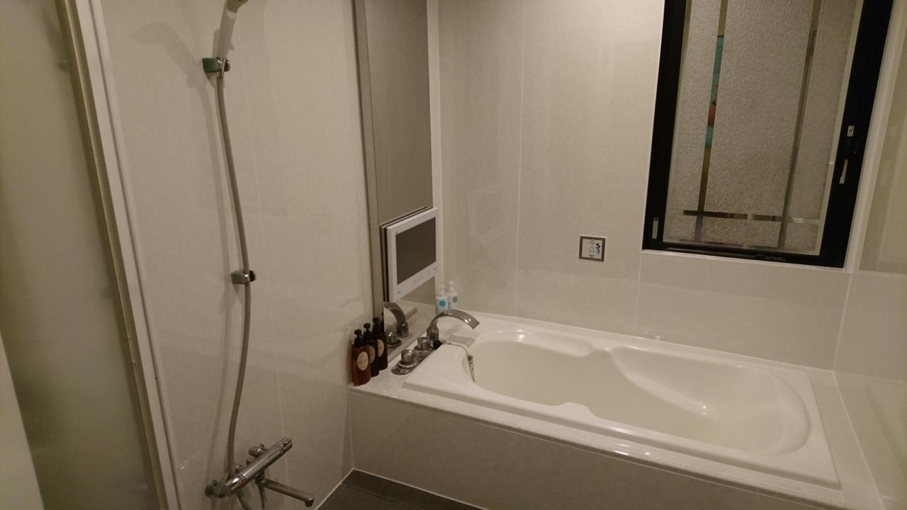 Hotel Eris Hakata (Adults Only) Fukuoka  Exteriör bild