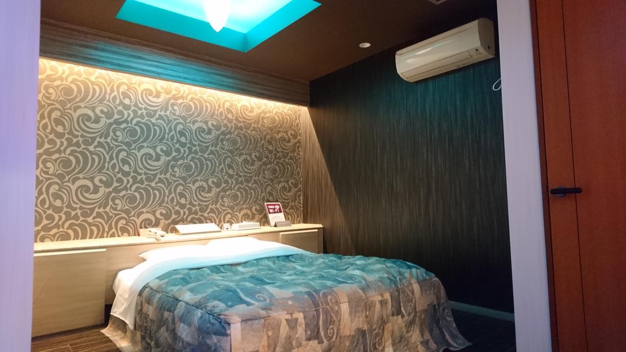 Hotel Eris Hakata (Adults Only) Fukuoka  Exteriör bild