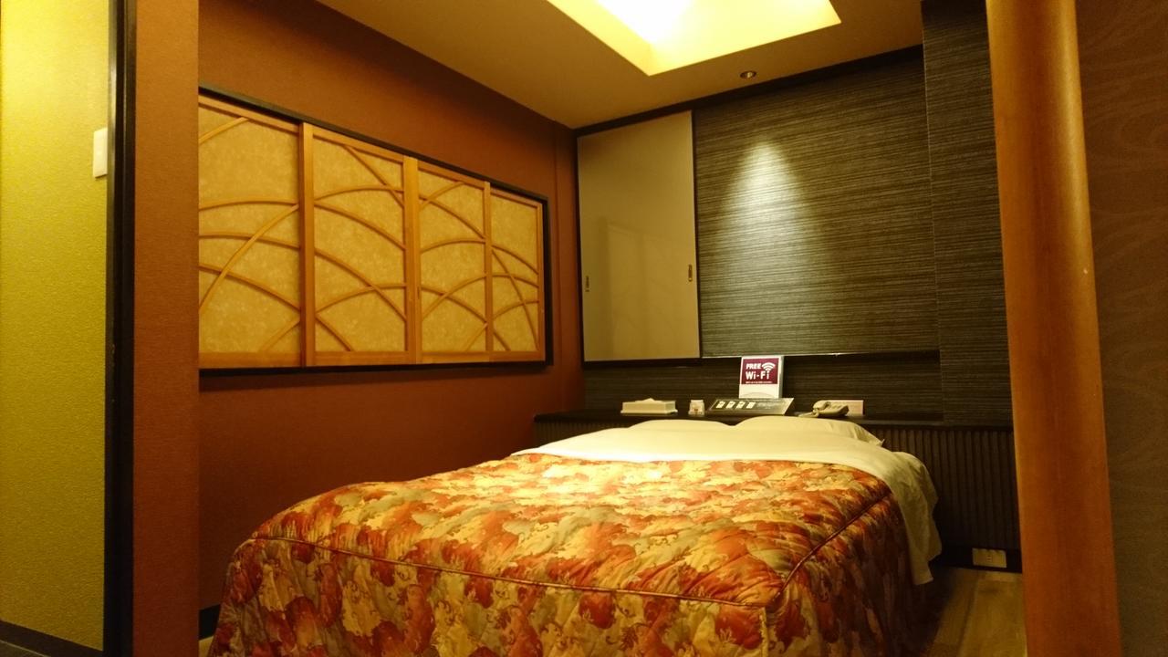 Hotel Eris Hakata (Adults Only) Fukuoka  Exteriör bild